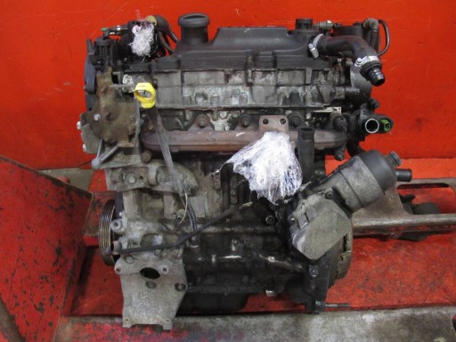 CITROEN C3 and 1 1.4 HDI PEUGEOT 206 engine 8HZ pump injectors KOMPLET