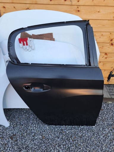 98 275 - Двері задні задня права peugeot 208 ii 9827578080