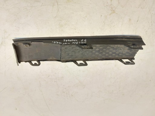 Porsche Macan Turbo II LIFT 2020 grid of a bumper right front 95b807660