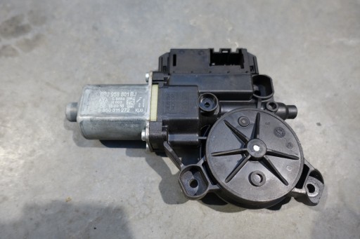 6R0959801BJ, 0130822453 - VW BEETLE 5C ЛОБОВОЕ СТЕКЛО ДВИГАТЕЛЯ ЛЕВЫЙ