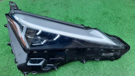 ПЕРЕДНЯ ЛАМПА LEXUS UX FULL LED