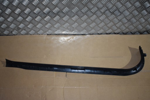 IDEALNA moulding cap threshold right NISSAN GT-R R35 1