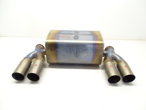 Échappement silencieux central terminal TYTANOWY M PERFORMANCE BMW M3 M4 F80 F82 F83