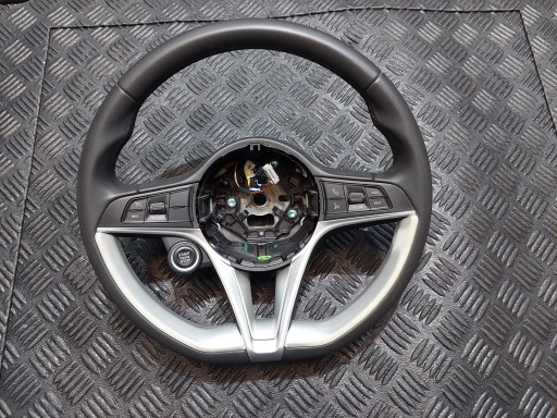 steering wheel, MULTIFUNKCJA ALFA ROMEO GIULIA