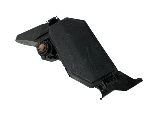 Corolla e21 лифт 1.8 гибридный блок предохранителей маленький