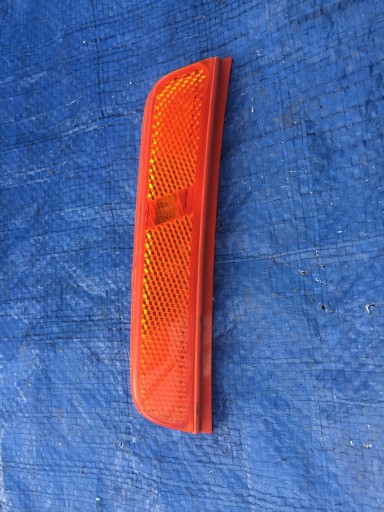 68378433AB - JEEP GRAND CHEROKEE WL 21 ГАБАРИТНИЙ ЛІХТАР