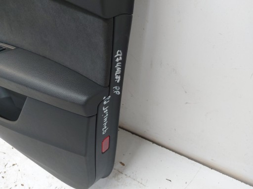 Audi Q7 II LIFT 4M0 TFSI upholstery side door right right front