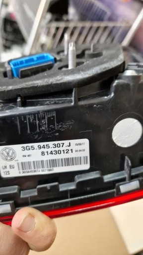 light PASSAT B8 sedan 3G5945307J LED as new KPL