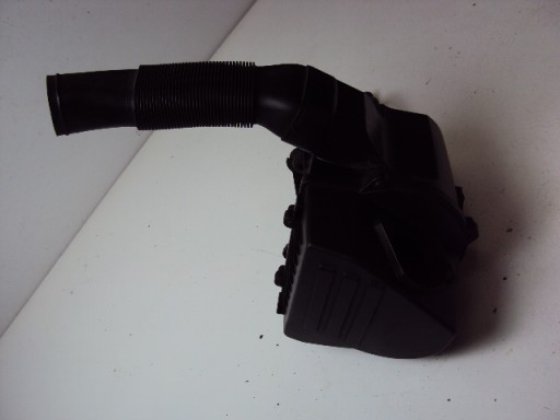 6R0129601C - КОРПУС ВОЗДУШНОГО ФИЛЬТРА VW POLO 6R 1.6 TDI 11 R