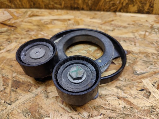 НАТЯЖИТЕЛЬ ПОЛИКЛИНОВОГО РЕМНЯ 06L903133P