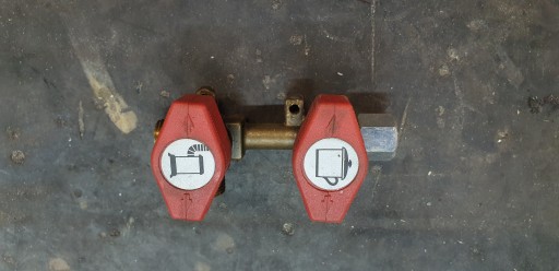 ПОДВІЙНИЙ ГАЗОВИЙ КЛАПАН RVS 8 X2X RVS 8 ЛАТУНЬ