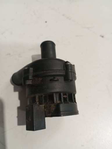dodatna vodena pumpa MERCEDES A2048350364