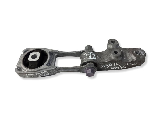 Toyota Yaris Cross 1,5 Hybrid engine mount W1 A1 (T82)