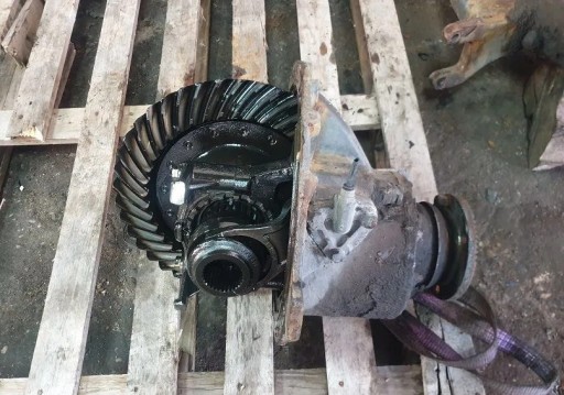 ВСТАВКА ГОЛОВКА МОСТА DAF 45 LF 4.56 41/9 С ЗАМКОМ