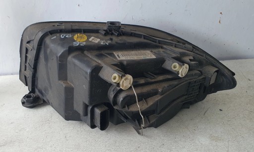 AUDI A2 99-05 light right front EUROPA original VALEO 8Z0941004M