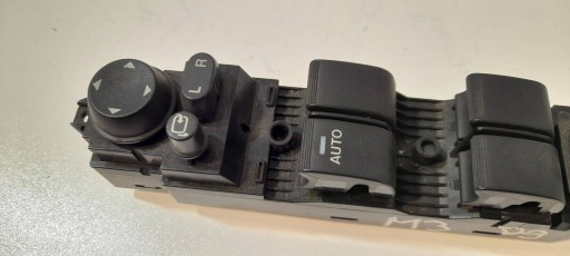 Mazda 3 BL control panel of the window K0021 (PS92)