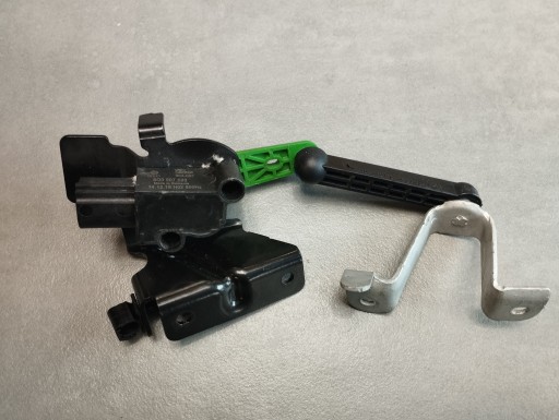 Audi Q3 F3 83A sensor POZIOMOWANIA of lights 5Q0512521J