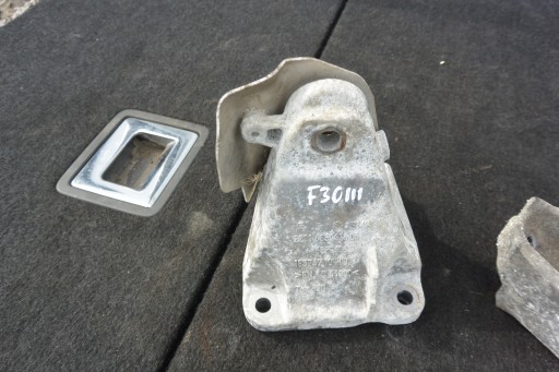 console holder holder of the engine BMW F30 F31 F36 F34 F33 F20 F21 KOMPLET