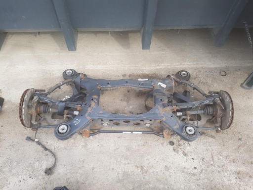 Mercedes ml w166 2.2 cdi задняя балка подвески