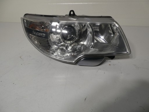 SKODA SUPERB light REFLEKTOR front right 3T1941016