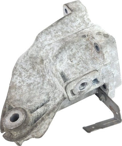 MERCEDES W204 LIFT 3.0 350 CDI A642 holder right console 4 MATIC A6422233004