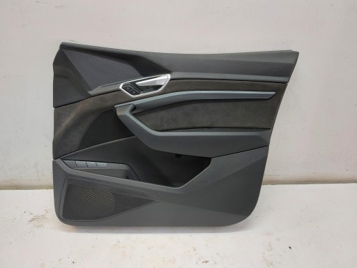 Audi Q8 E-TRON SUV 4KE side upholstery door right front front