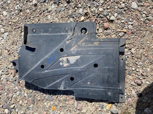 BMW 3 F30 F31 cover chassis right 7258050