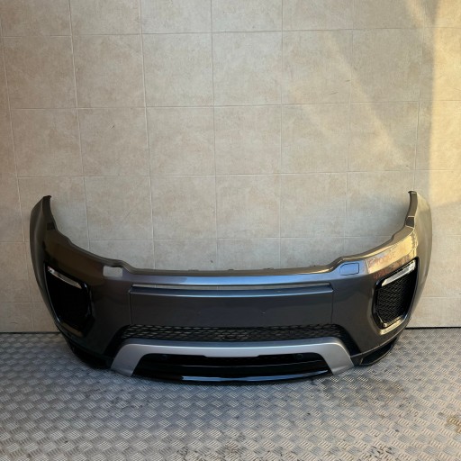 front bumper RANGE ROVER EVOQUE and LIFT 2017R. 4 PDC below washers