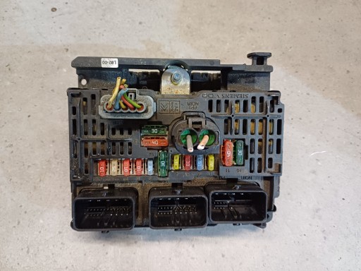 Коробка модуля bsm peugeot 407 2.0 hdi нет. 9661682680