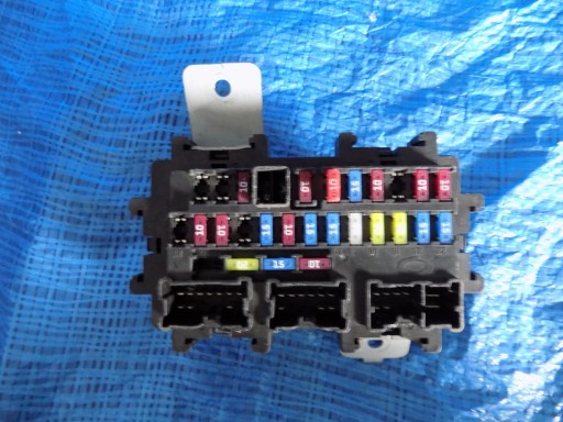 252360745R - БЛОК ЗАПОБІЖНИКІВ RENAULT KOLEOS