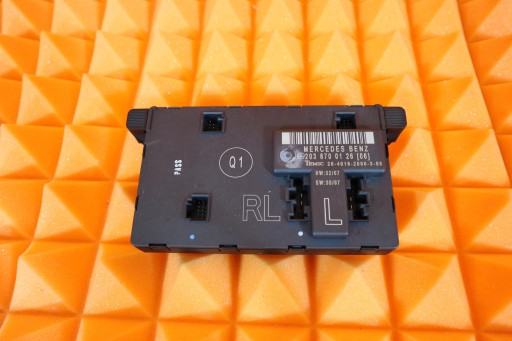 MERCEDES CLC W203 модуль двері лівий 2038700126