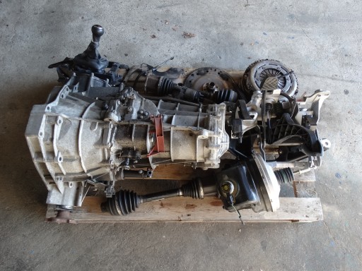 AUDI A4 B8 2.0 TDI 08-15 PRZEKLADKA gearboxes Z MULTITRONICA for MANUAL