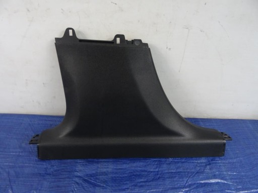 Кришка стійки ліва MERCEDES W247 A2476903302