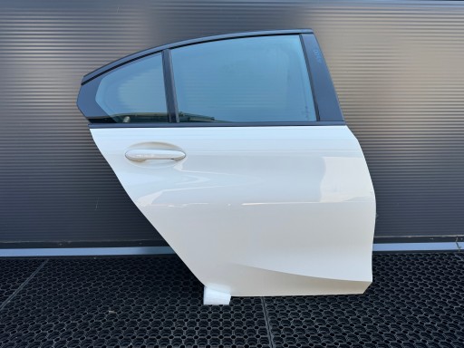 Bmw g20 двері задні праві a300