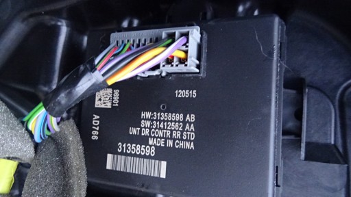 Контроллер Volvo S60/Дверной модуль 31358598