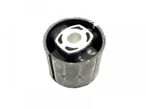 33 17 - Втулка балки BMW T. 7 E65