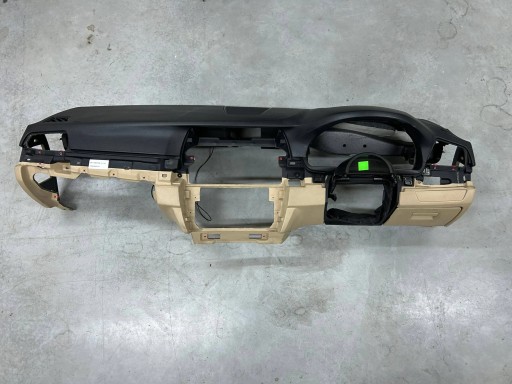 armatura Venetobeige BMW 5 F10 F11 2011 Anglik 9192859