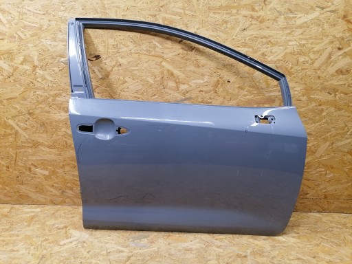 KMR355 - Дверь правая передняя toyota corolla e21 2019-