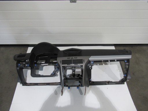 console dashboard instrument panel OPEL ASTRA H 13149016