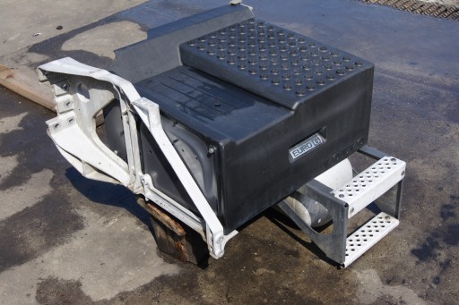 4 - Volvo FM4 fh4 база акумуляторних батарей повний комплект