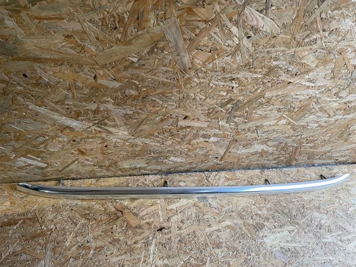 8V4860022 2ZZ - Рейлінг лівий хром AUDI A3 8V 8V4860021 OE