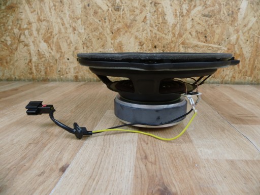 Hyundai Kona speaker subwoofer rear part boot 96380J9000