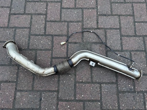 8W0253300E - AUDI A4 B9 A5 выхлопная труба гибкая муфта