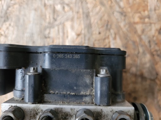 Pumpe ABS bremsen RENAULT 476608644R CLIO IV