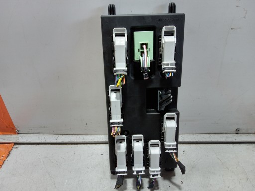 Модуль jaguar e-pace lift x540 bcm m8e2-14f041-bb