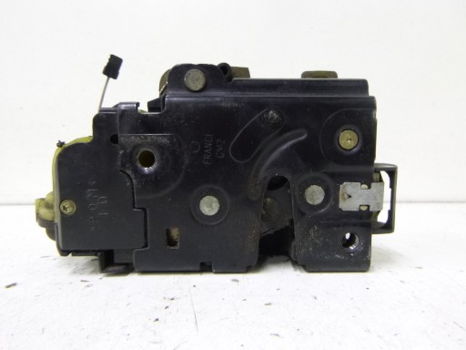 lock front right Volkswagen New Beetle 2001r.