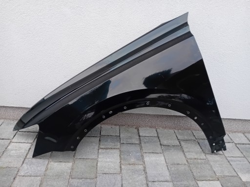 4M8821106 - Audi q8 4м ліве крило