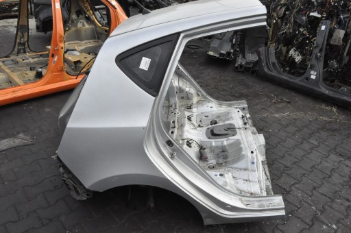 I30 И ВЕСЬ ЗАДНИЙ РЕМЕНЬ ВАННЫ ЛЕВАЯ ПРАВАЯ ЧЕТВЕРТЬ