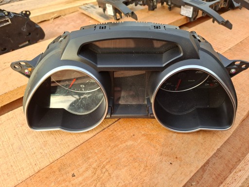 dials dials EUROPA AUDI A5 TDI 8T0920931A