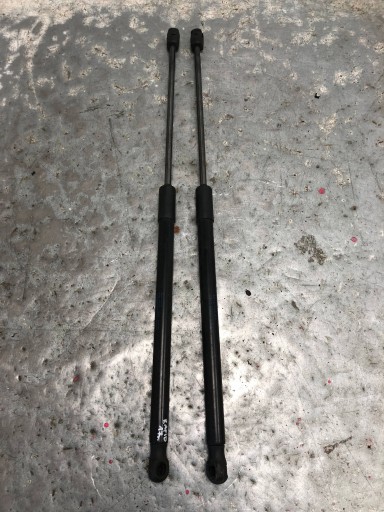 SILOWNIKI du capot Porte coffre hayon SKODA RAPID 5JJ827550E
